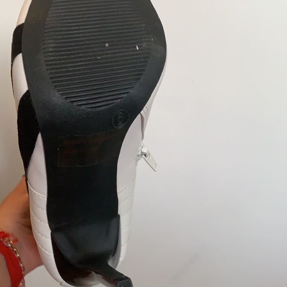 Ladies boots Size 6 white - Picture 2 of 4